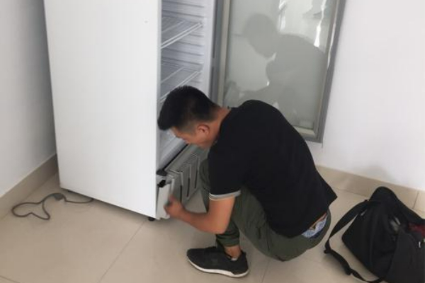 冰箱壓縮機(jī)響的原因